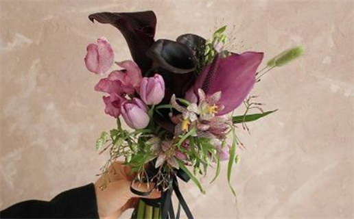 2029年农历九月十三结婚吉日查询 今日办婚礼好不好