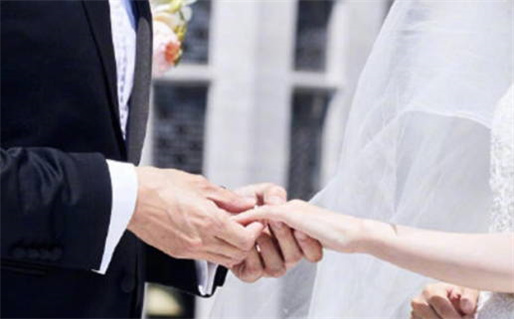 2028年农历九月廿七是结婚好日子吗 适不适合办婚礼