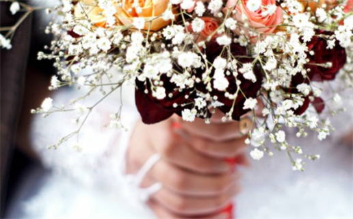 2027年12月25日结婚黄道吉日 办婚礼吉利吗